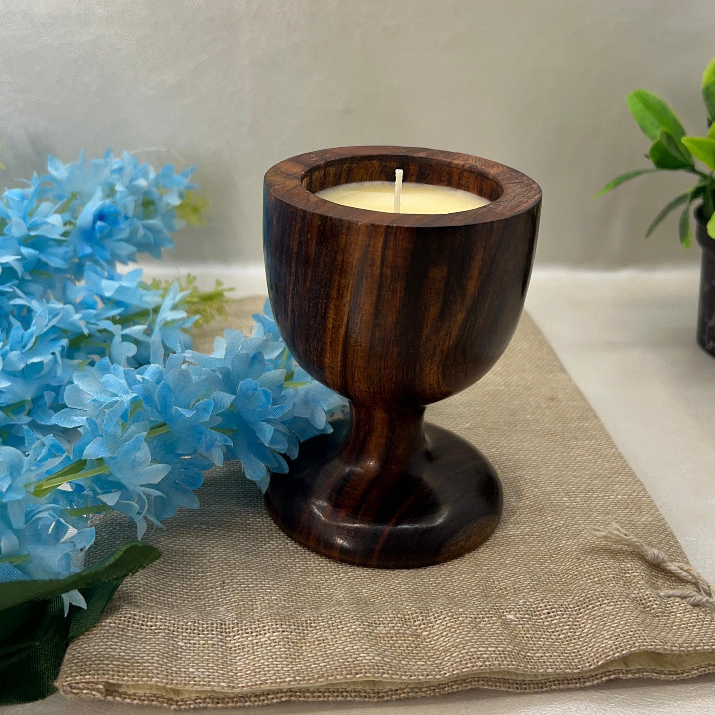 Antique Wooden Premium Aromatherapy Candles in Wine Glass Shaped