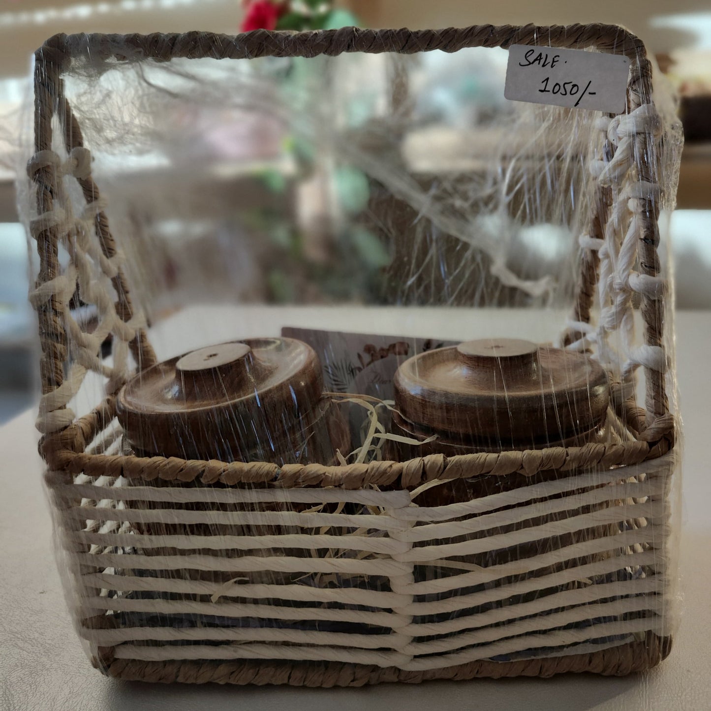 Best Diwali Gift Hamper - Premium Soy Wax Scented Candle in Wooden Container Pack of 2