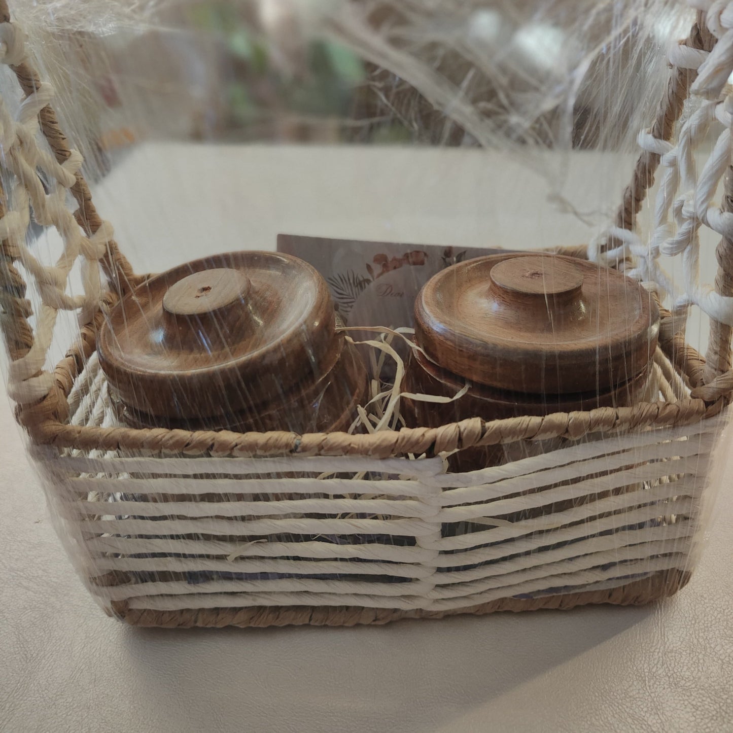 Best Diwali Gift Hamper - Premium Soy Wax Scented Candle in Wooden Container Pack of 2