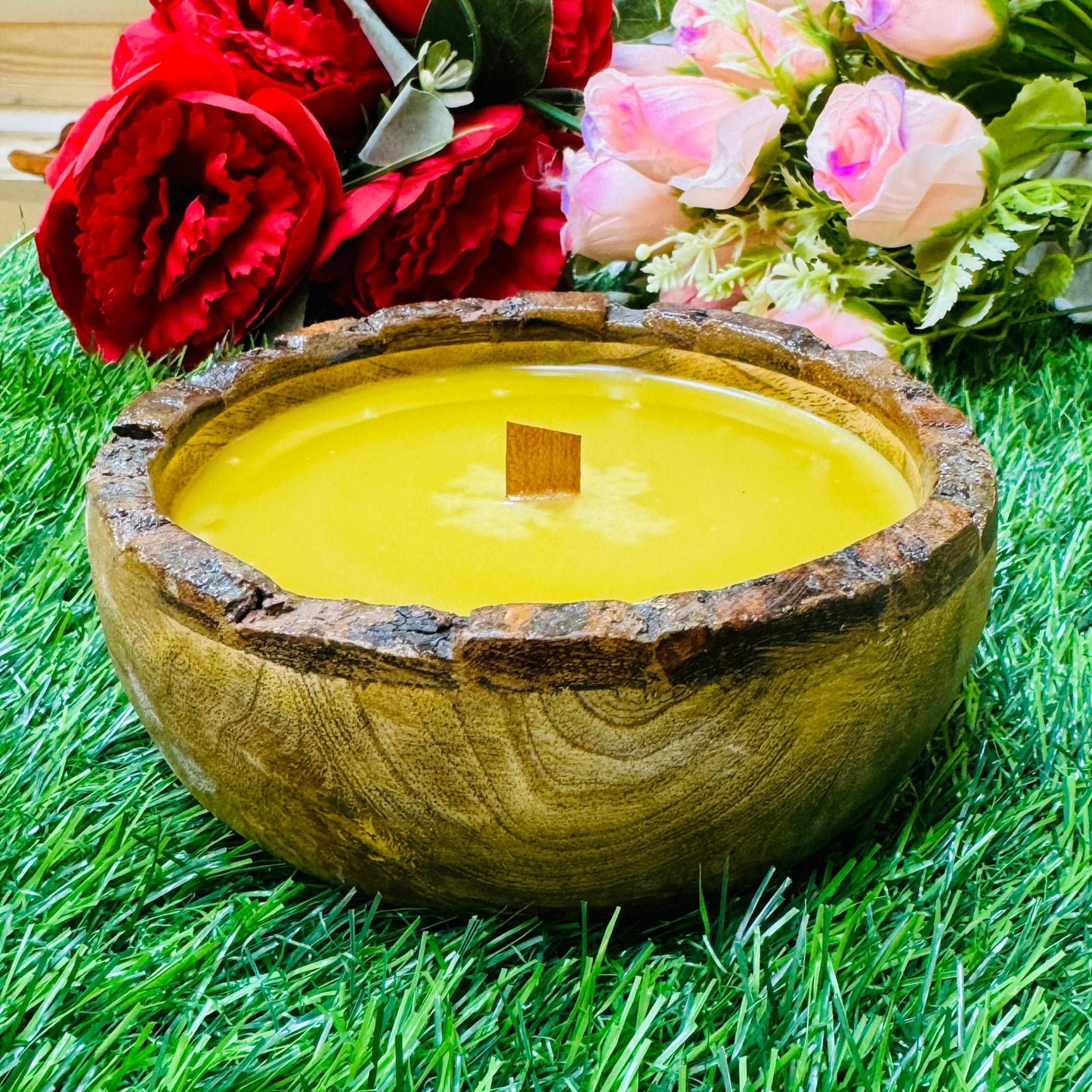 Premium Wooden Wick Soy Wax Scented Candle in Solid Wood with Handcrafted Buckle Design