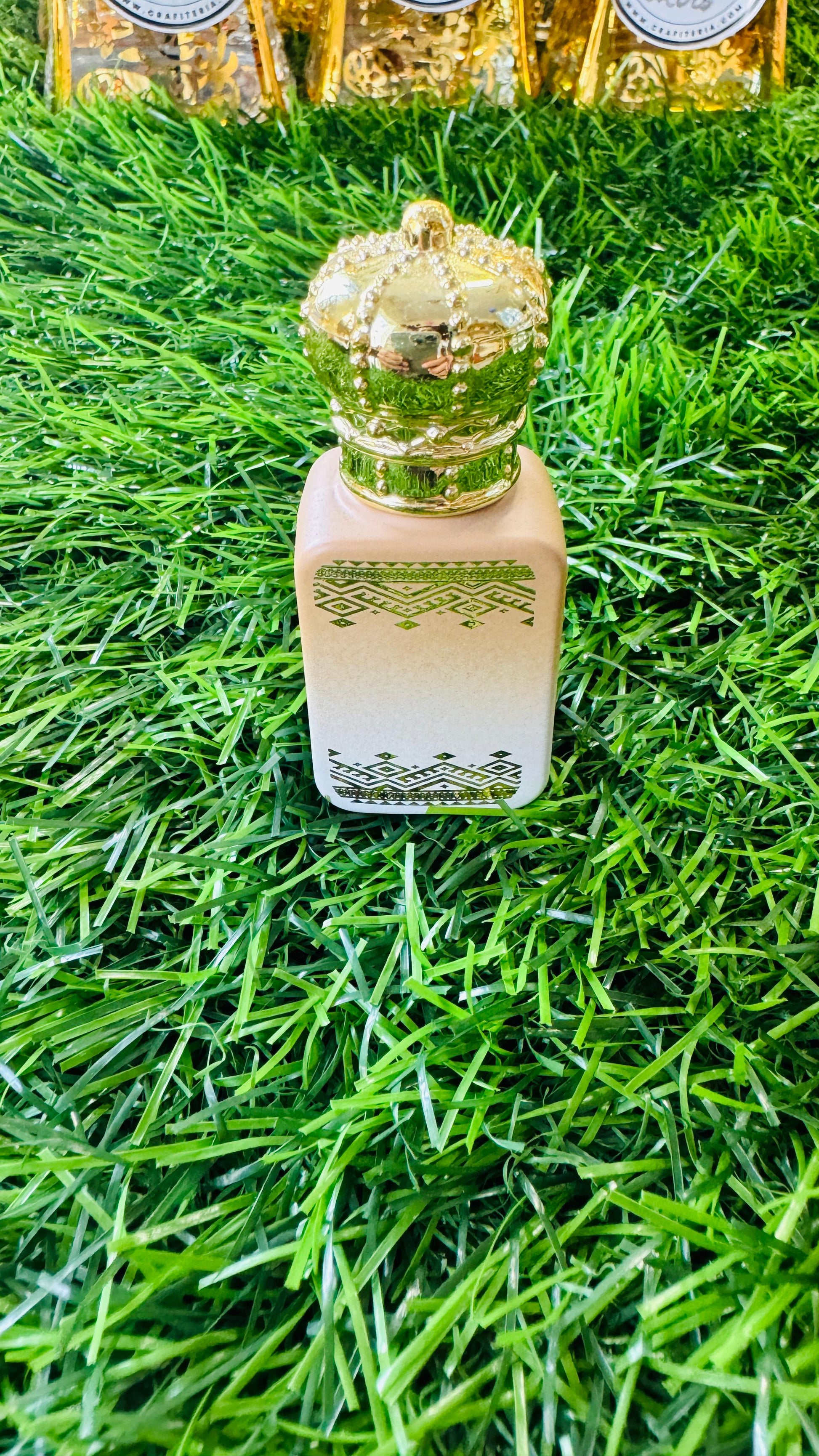 Long Lasting Roll-on Attar Perfume in Royal Crown Bottle