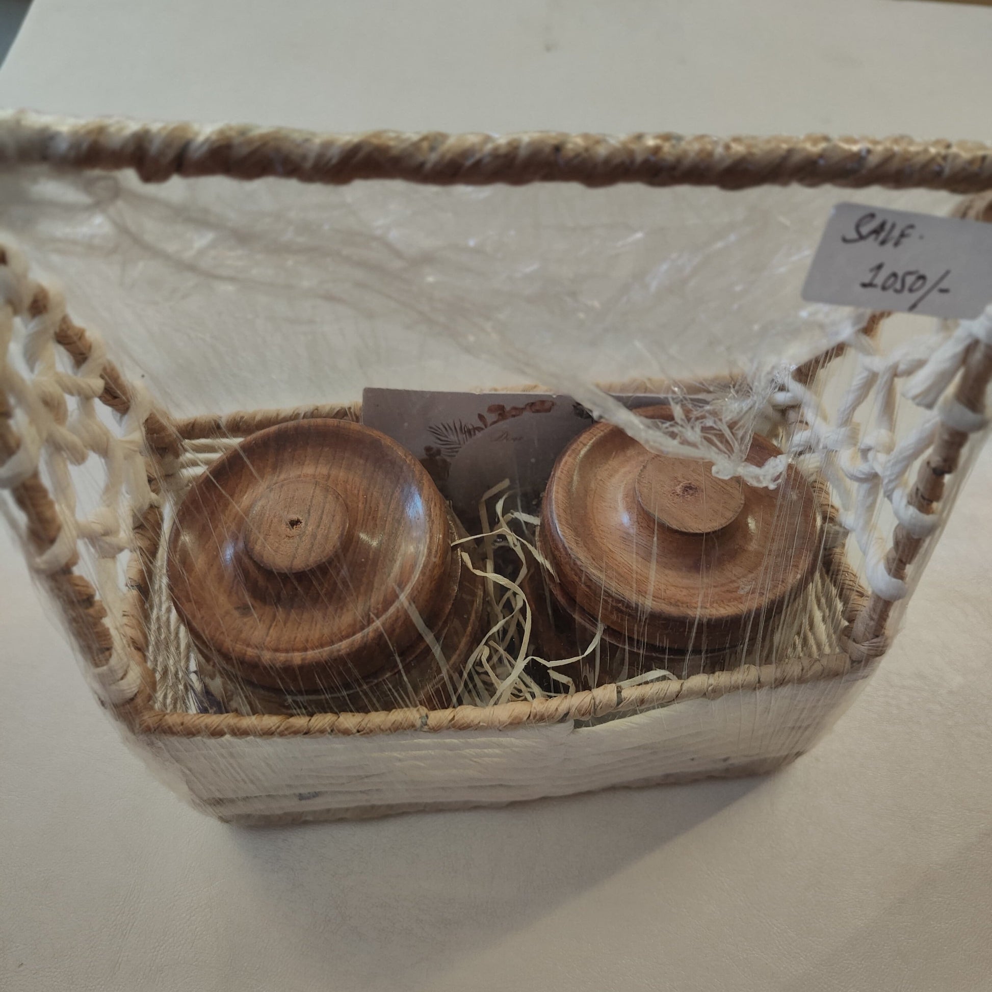 Best Diwali Gift Hamper - Soy Wax Scented Candle in Wooden Container Pack of 2