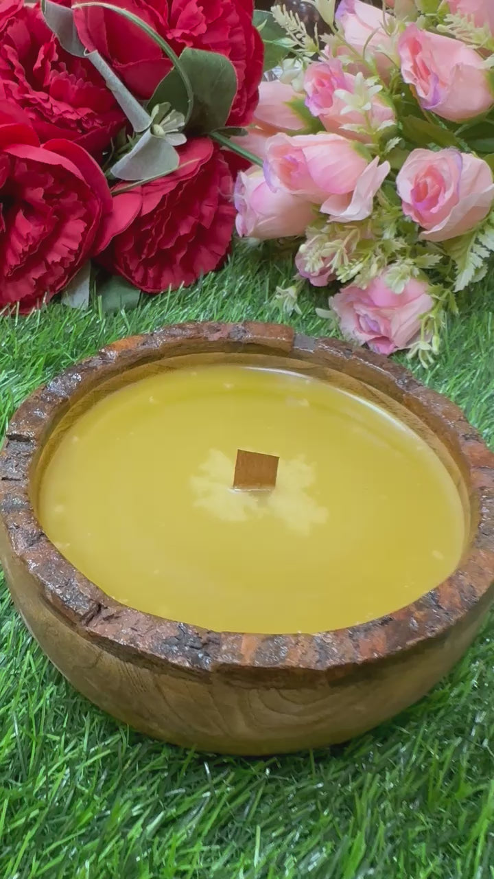 Premium Wooden Wick Soy Wax Scented Candle in Solid Wood with Handcrafted Buckle Design